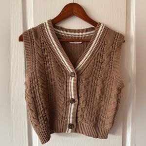 Cable Knit Button-Up Sweater Vest - Brown